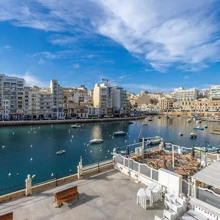 Apartment St Julians Seafront