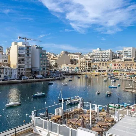 Apartment St Julians Seafront