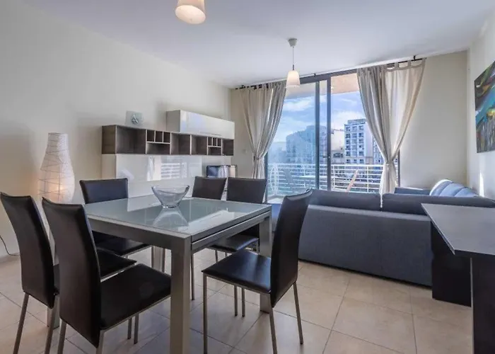 St Julians Seafront سانت جوليان